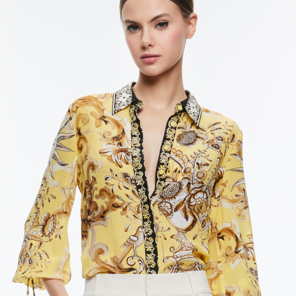 WILLA BLOUSON TIE SLEEVE TOP
Alicia and Olivia nwt xs - Picture 1 of 11